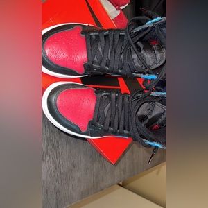 Worn twice like new Nikes